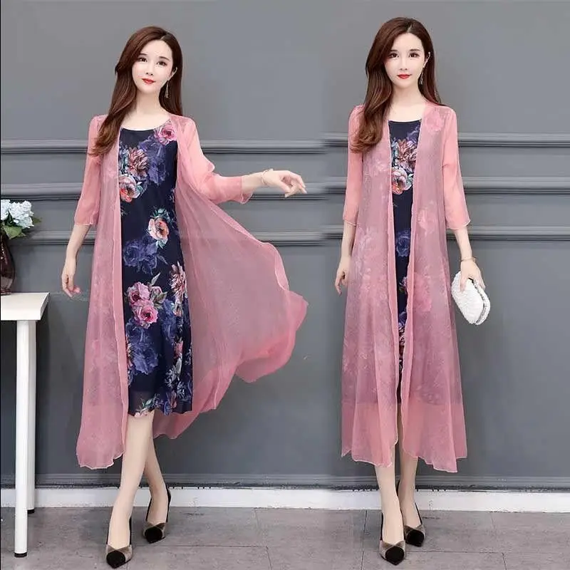

Korean Solid Color Pink Sexy Thin Chiffon Beach Towel Sunscreen Shawl Women Summer Air Conditioning Chiffion Thin Long Coat A235