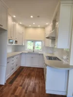 High Quality Solid Wood Style Shaker Doors Kitchen Cabinets 1