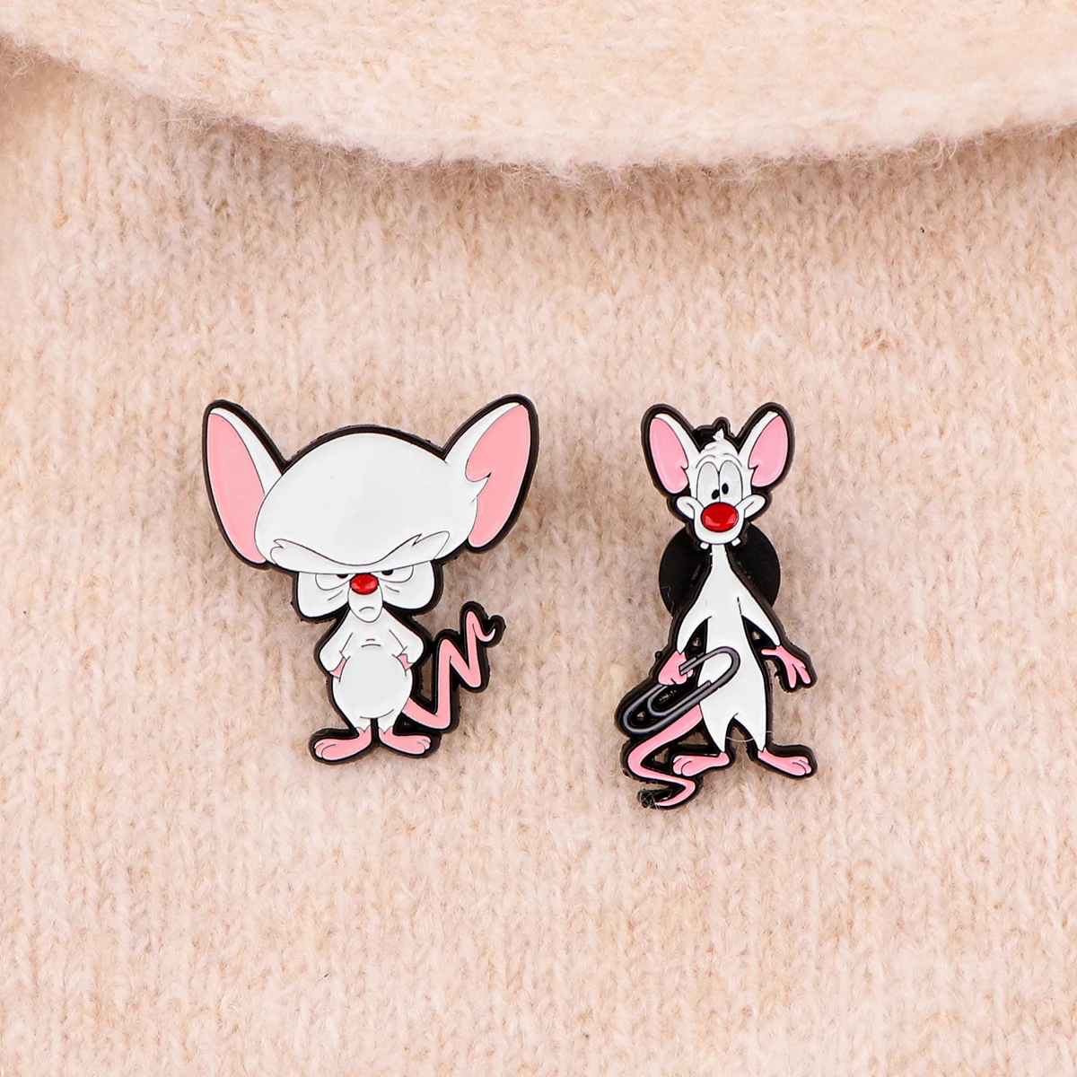 Cartoon Maus Broschen Für Frauen Lustige Tier Emaille Pin Metall Abzeichen Schmuck Kleidung Rucksack Zubehör Freunde Geschenk – Detail 4