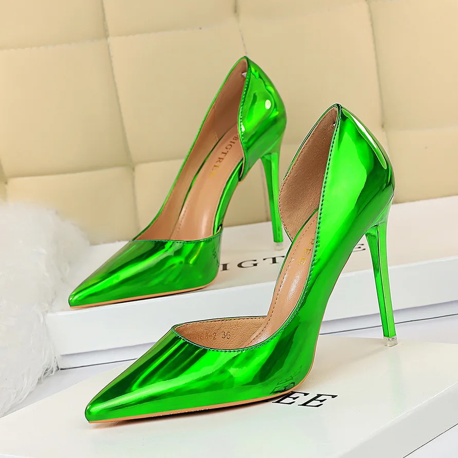 

2023 New Fashion Women Designer Blue Green High Heels Pumps Patent Leather Stripper Stiletto Wedding Holographic Shoes Plus Size