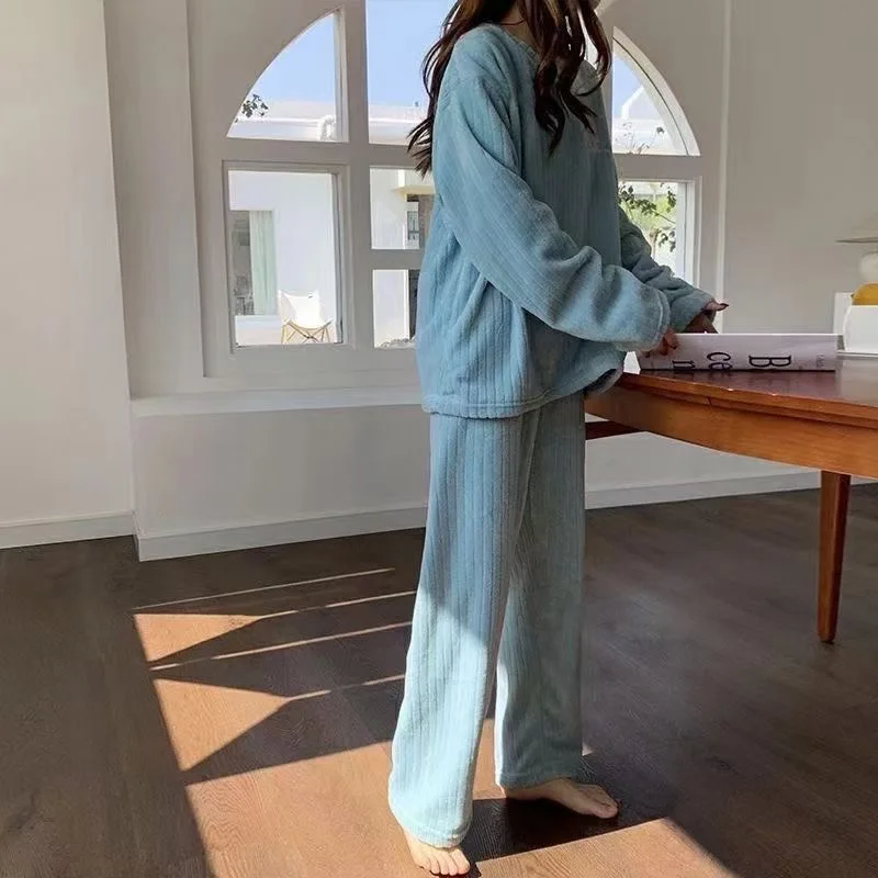 Women’s Flannel Pajama Set 15