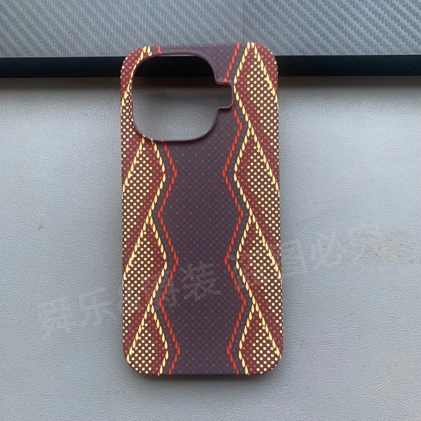 Carbon Fiber Pattern Slim Shockproof Protective Cover