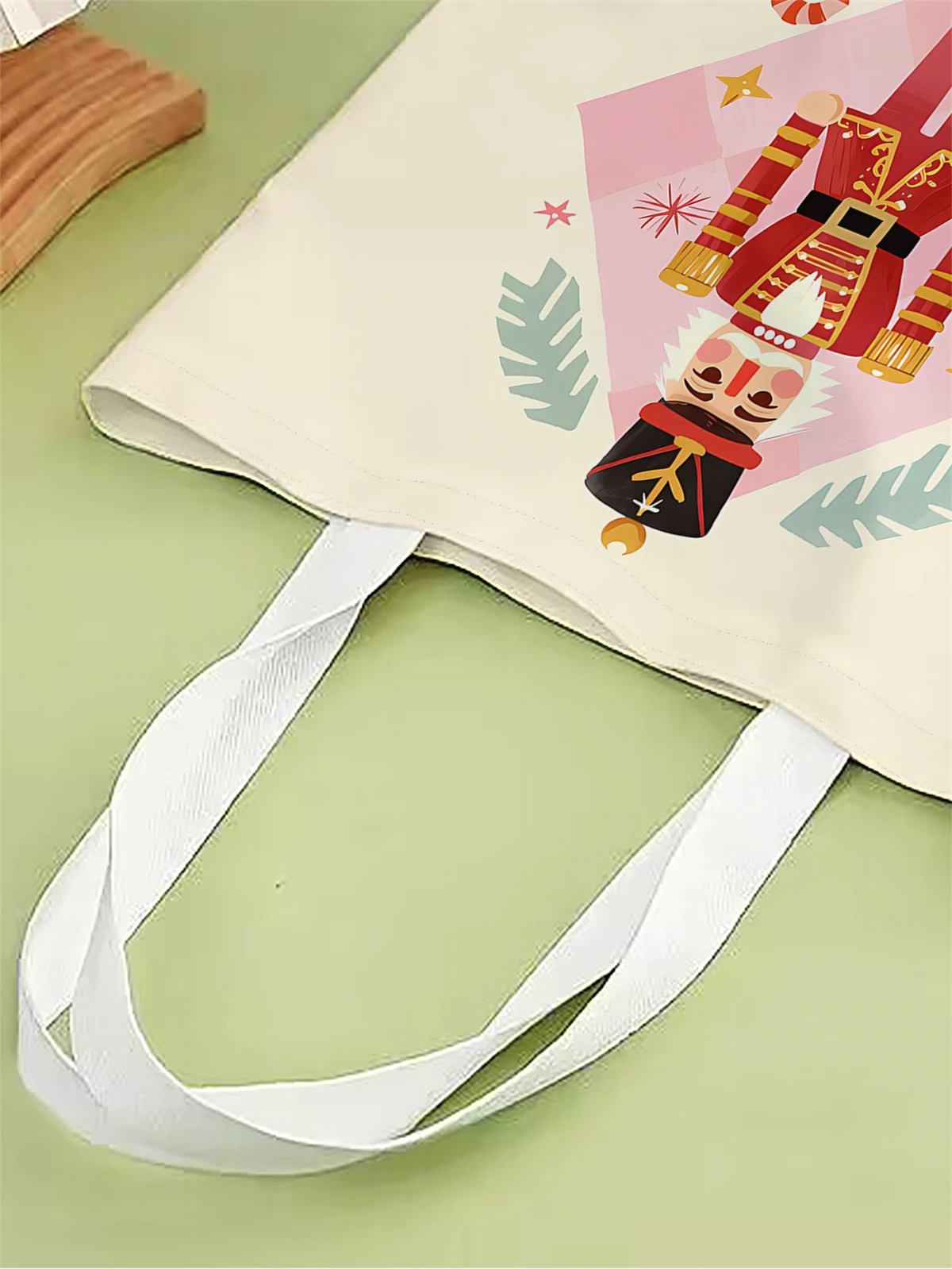 1pc,Christmas King handbag, reusable fashionable handbag, multifunctional handbag, printed canvas shopping bag