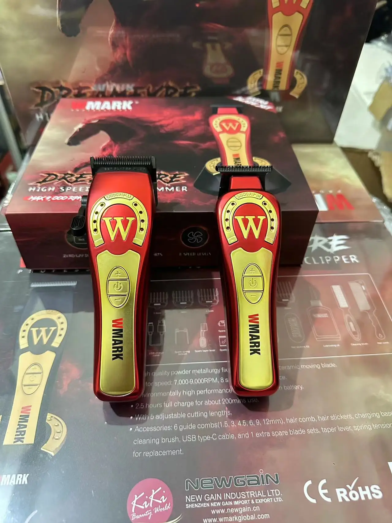 WMARK's new NG-8230+NG-8030 professional men's hair clipper RPM 9000 Engraving electric clippers with charging stand