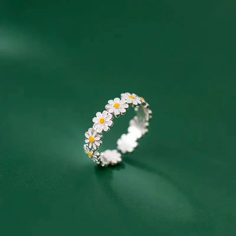 Korean Fashion White Daisy Flowers Rings Girls Open Adjustable Ring Wedding Ring Fr Women Travel Party Jewelry Birthday Gift