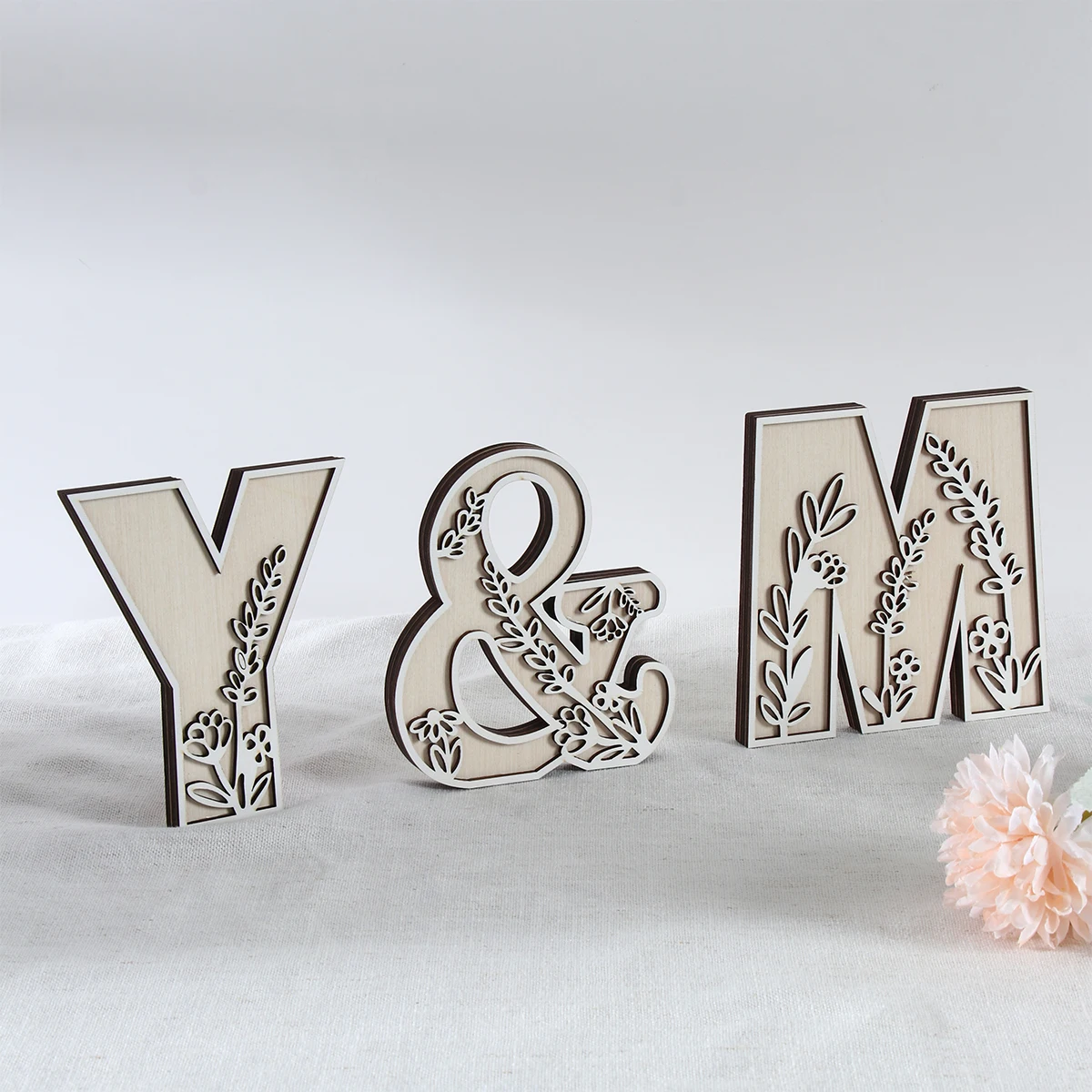 Wooden Letter Decor 1pcs A-Z Alphabet Carved Ornaments Table Wall I LOVE YOU Handcraft DIY Home Decor
