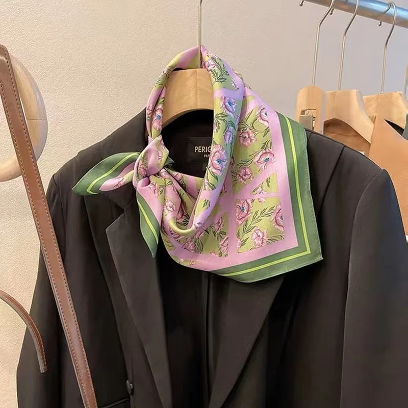 Sciarpa In Seta Multifunzionale Con Stampa Floreale E Cavallo - Fascetta Per Capelli, Manico Borsa, 88cm