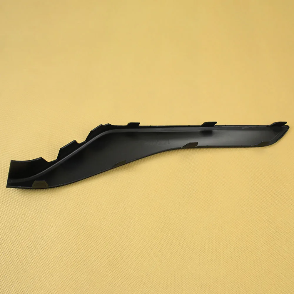 LH and RH Front Bumper Fog Lamp Cover Strip for Volvo XC60 MK1 14 