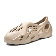 Summer Cave Shoes Men #039 s Sandals Non-slip Soft-soled Beach Shoes Baotou Sandals and Slippers tanie i dobre opinie RUANDAI Wsuwane CN (pochodzenie) Lato Niska (1 cm-3 cm) Podręczne Dobrze pasuje do rozmiaru wybierz swój normalny rozmiar