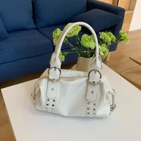 Sac à bandoulière pour femme en cuir PU tendance avec rivets, sac de moto pour fille branchée, sac sous le bras pour femme, grand sac à main pour femme, noir 4