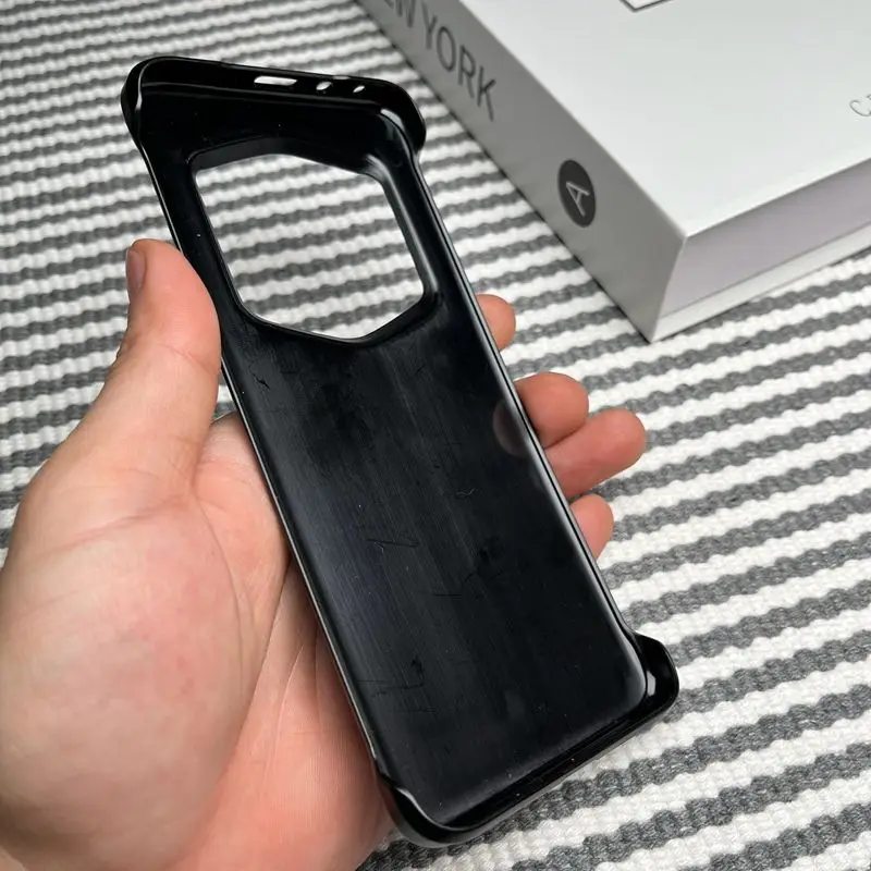 Carbon Fiber Magnetic Wireless Charging Slim Protective Case, Hard Back Cover