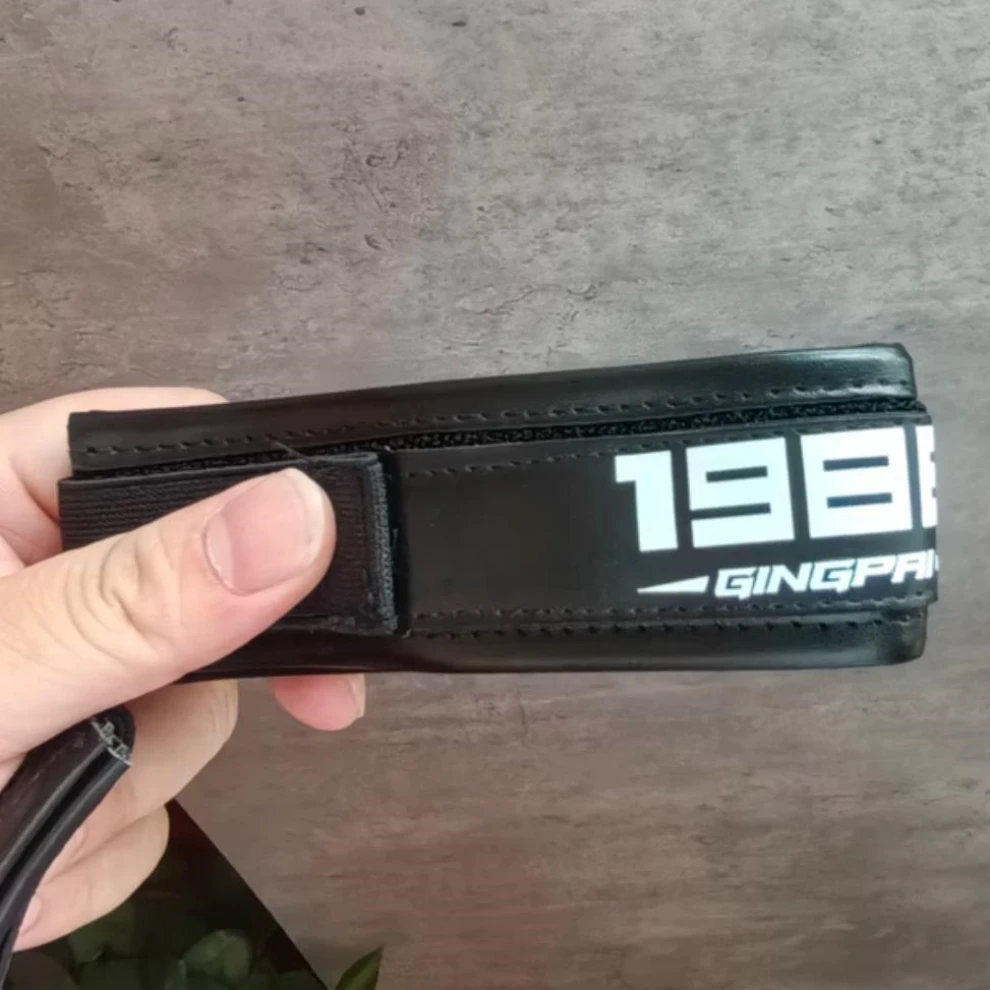 Self Lace Up Boxing Gloves For Muay Thai - Image 6