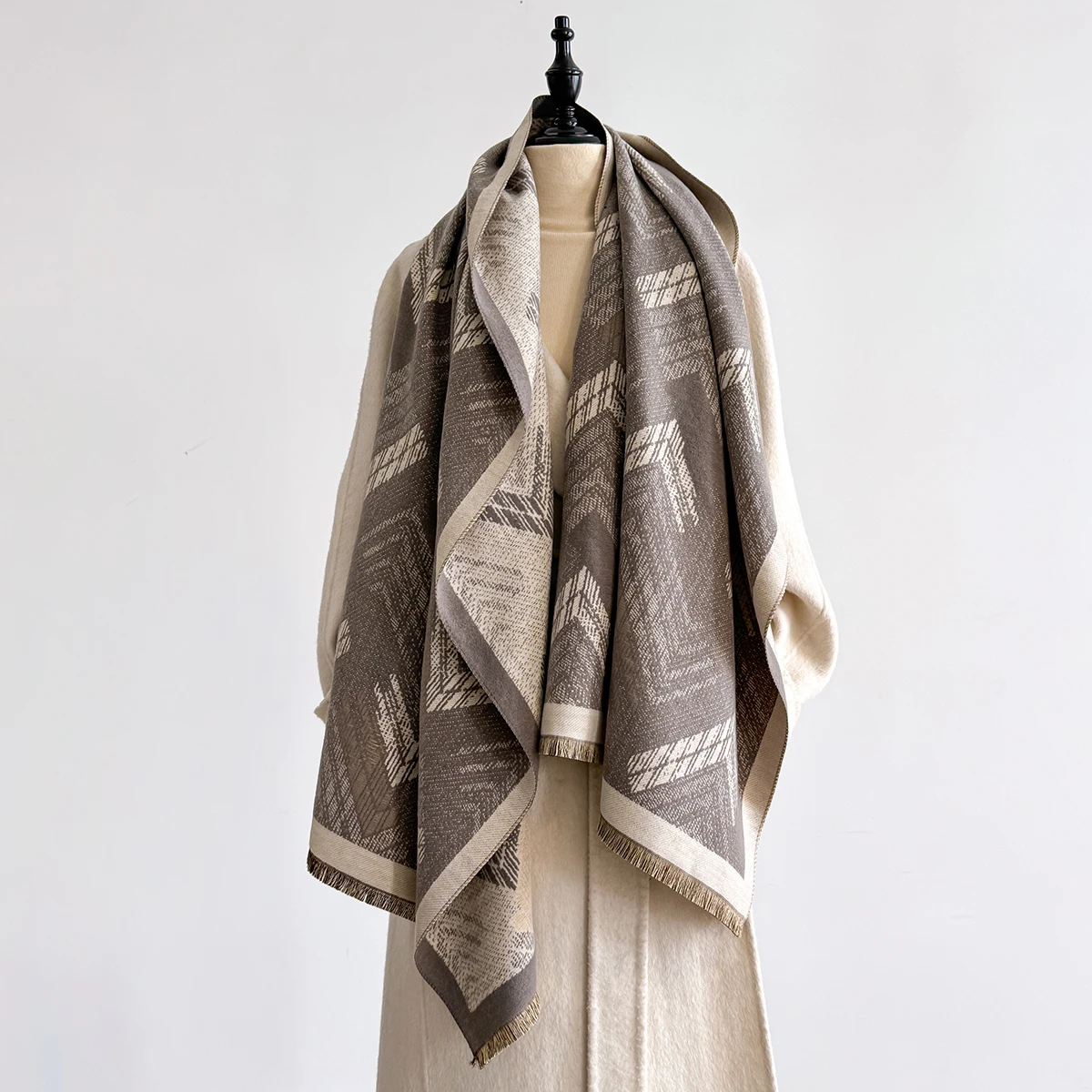 New Luxury Geometry Print Scarf for Women Warmer Winter Pashmina Two-Sided Scarves Shawls Female Thick Blanket Wraps Foulard