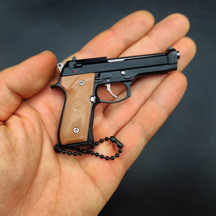 Metal Gun Model BERETTA 92F Untitled Model Metal Keychain Gift 2