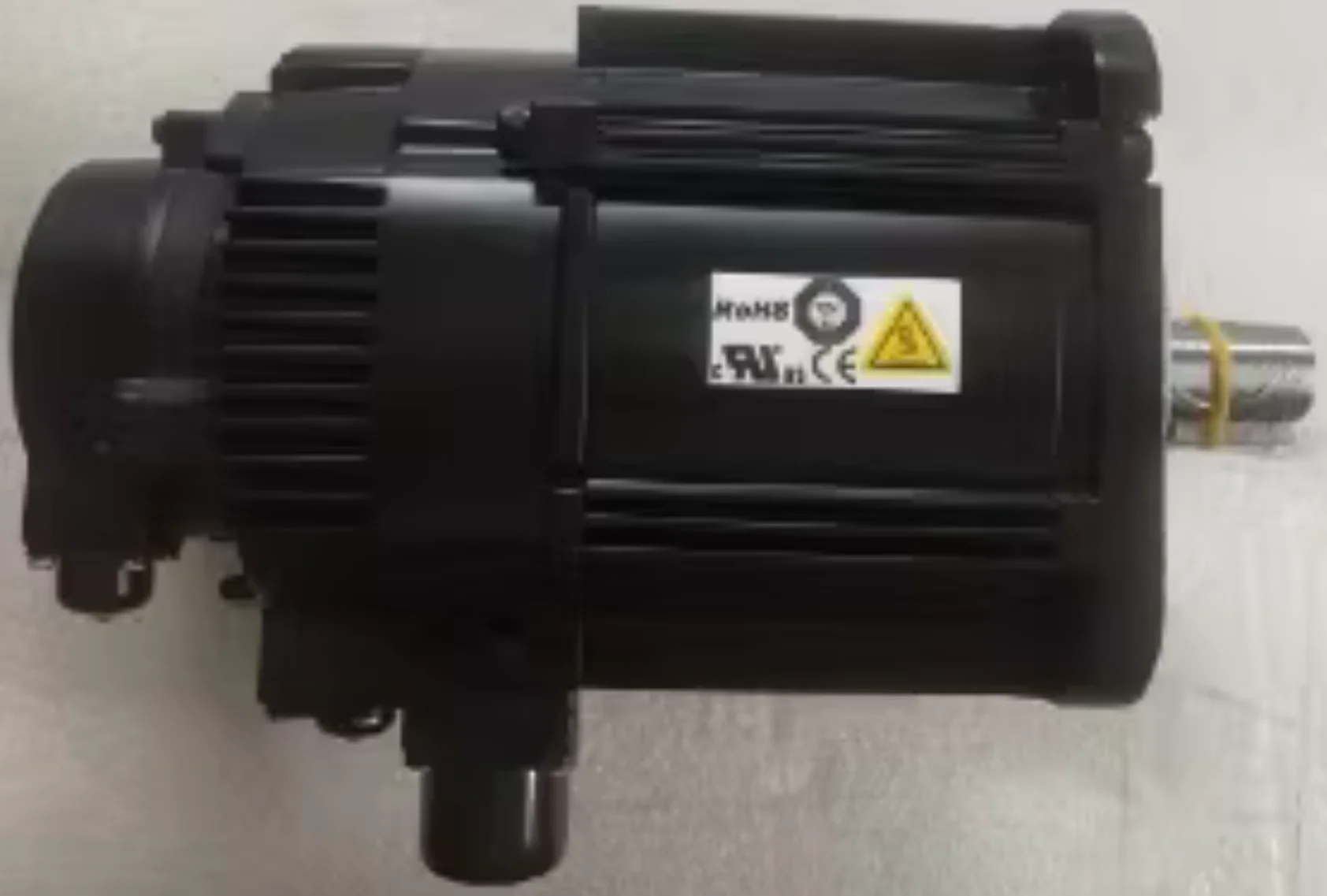 SGMRV-20ANA-YR12 Servo Motor SGMRV 20ANA YR12，ping