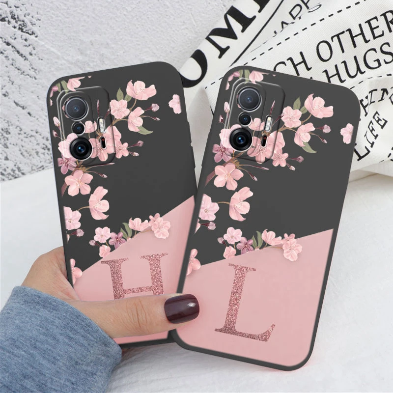 Charming Initial Letter Case - Floral Soft Silicone Back Cover in Simple Style