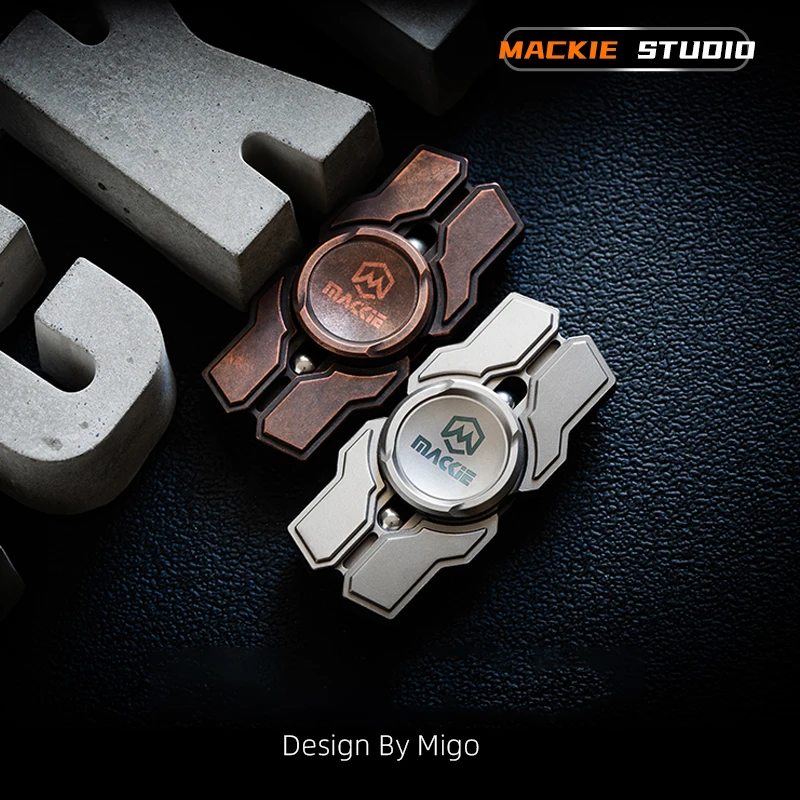 

MACKIE Studio Titanium Alloy Fingertip Gyro EDC Inter-finger Rotation Design By Migo