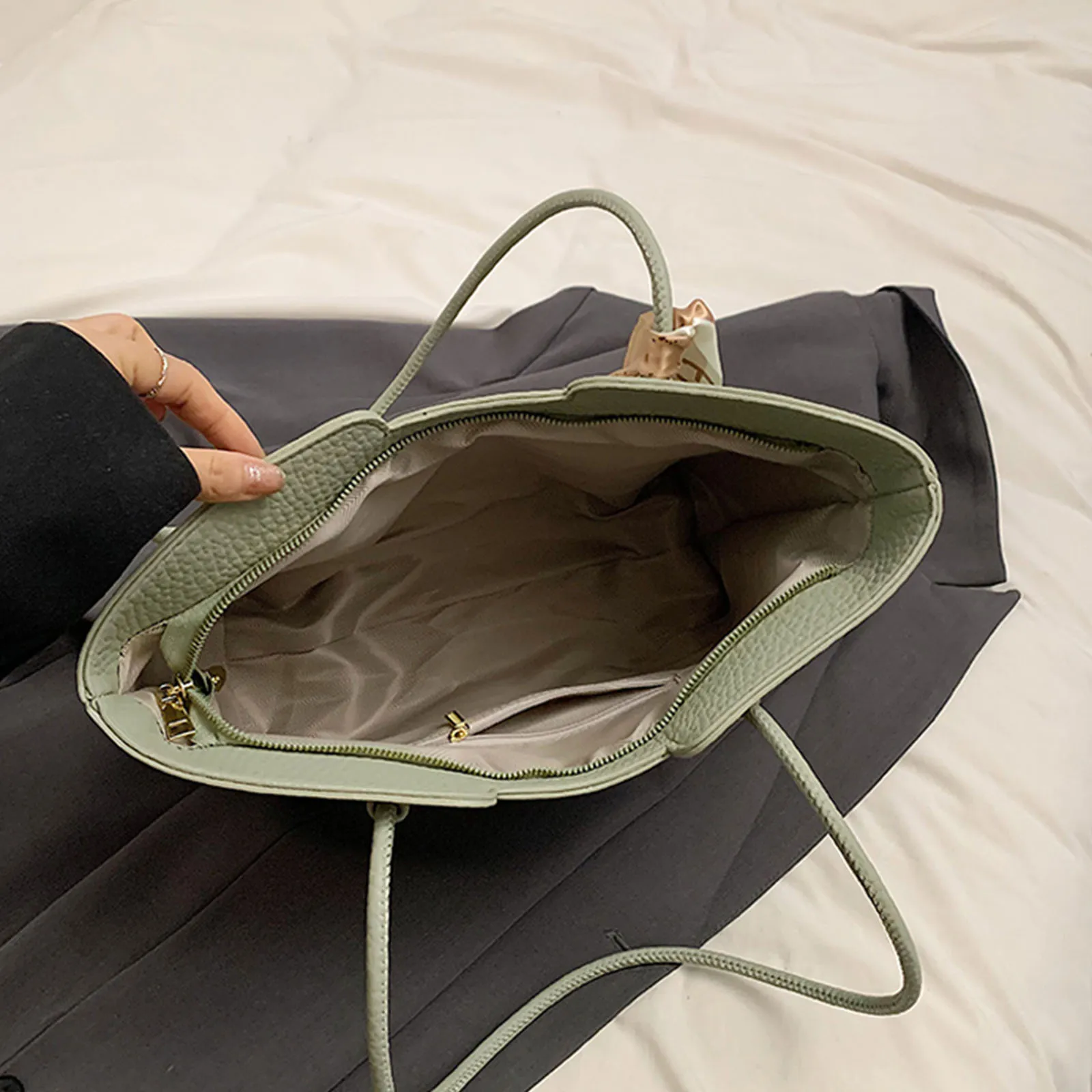 PU Tote Bag Solid Color Commuting Versatile Handbag Shoulder Bag for Women Work Office Travel