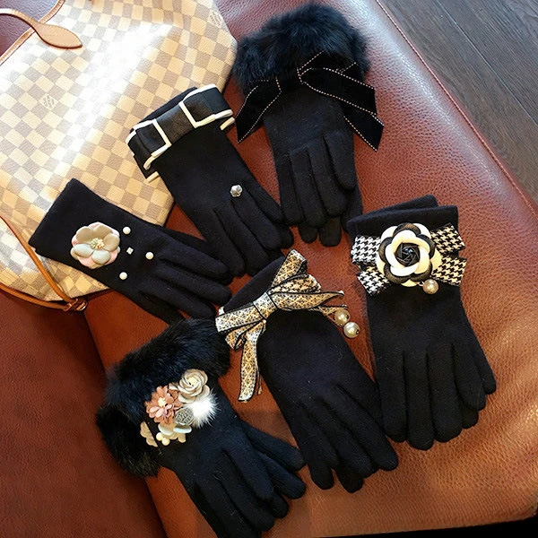 Flower black pearl flower bow thickened temperament wool cashmere split finger Korean cycling gloves for women_voghion.com