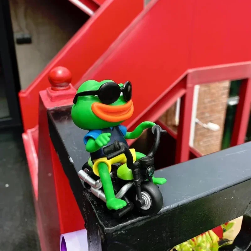PEPE The Frog Money Player Series Blind Box Confirmed Figure Toys