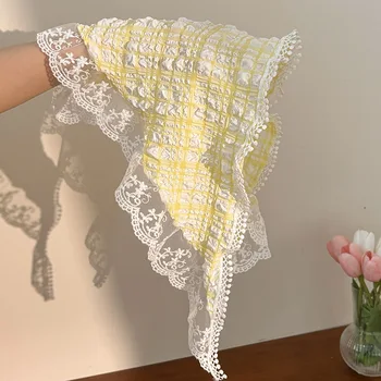 Retro Knitted Triangle Headscarf 6