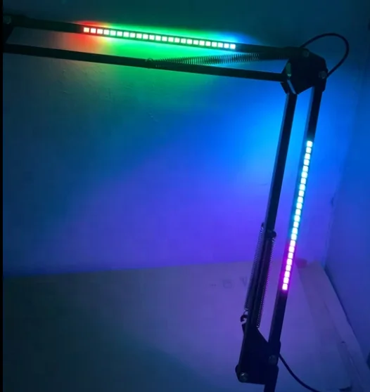 새로운 디자인의 팟캐스트 플래시 LED 데스크탑 마이크 스탠드 홀더 (게이밍용)