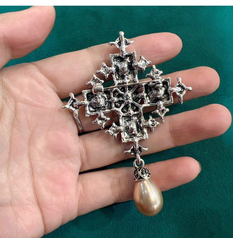 Vintage Crystal Cross Brooch Pin For Women - Austrian Rhinestone Elegant Jewelry For Shawls & Jackets
