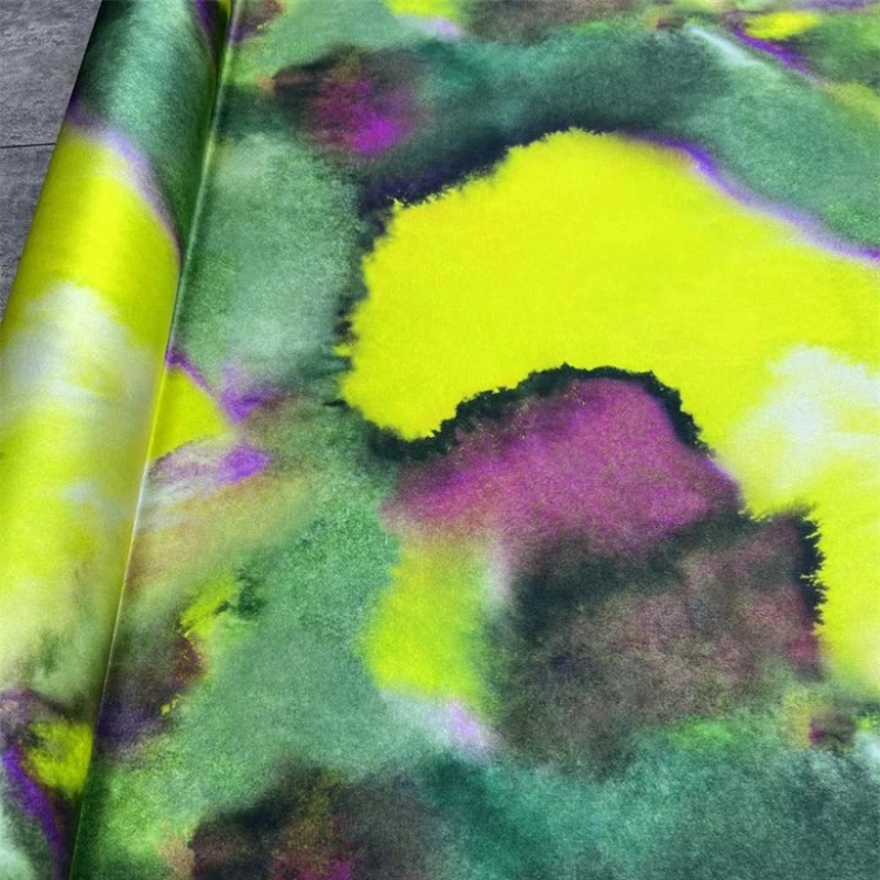 

Silk Fabric Oil Painting Tie-Dyed Printed Dress Shirt Cheongsam Clothing Fabric