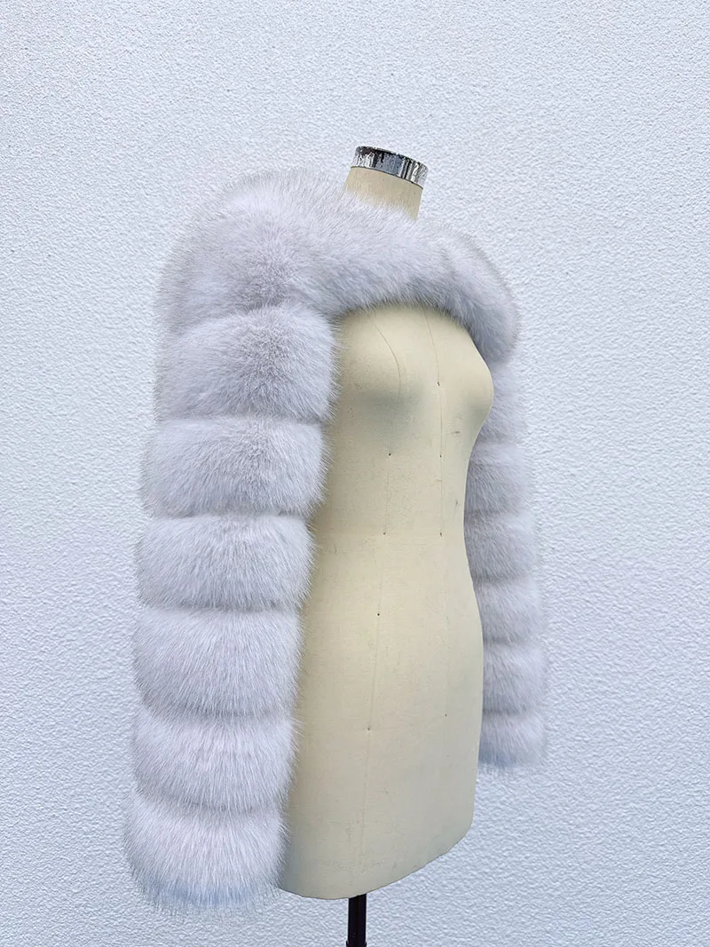 Description Picture 3 of itemFashionable Faux Fox Fur Coat Artificial Fur Outerwear Women's Shoulder Wrap Winter Street Style Fluffy Warm Clothes Wholesale