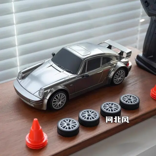 1/20 Scale 4WD Remote Control Drift Car RTR – High Performance Powerful Full Throttle RC Vehicle with Tires Road Barriers 6