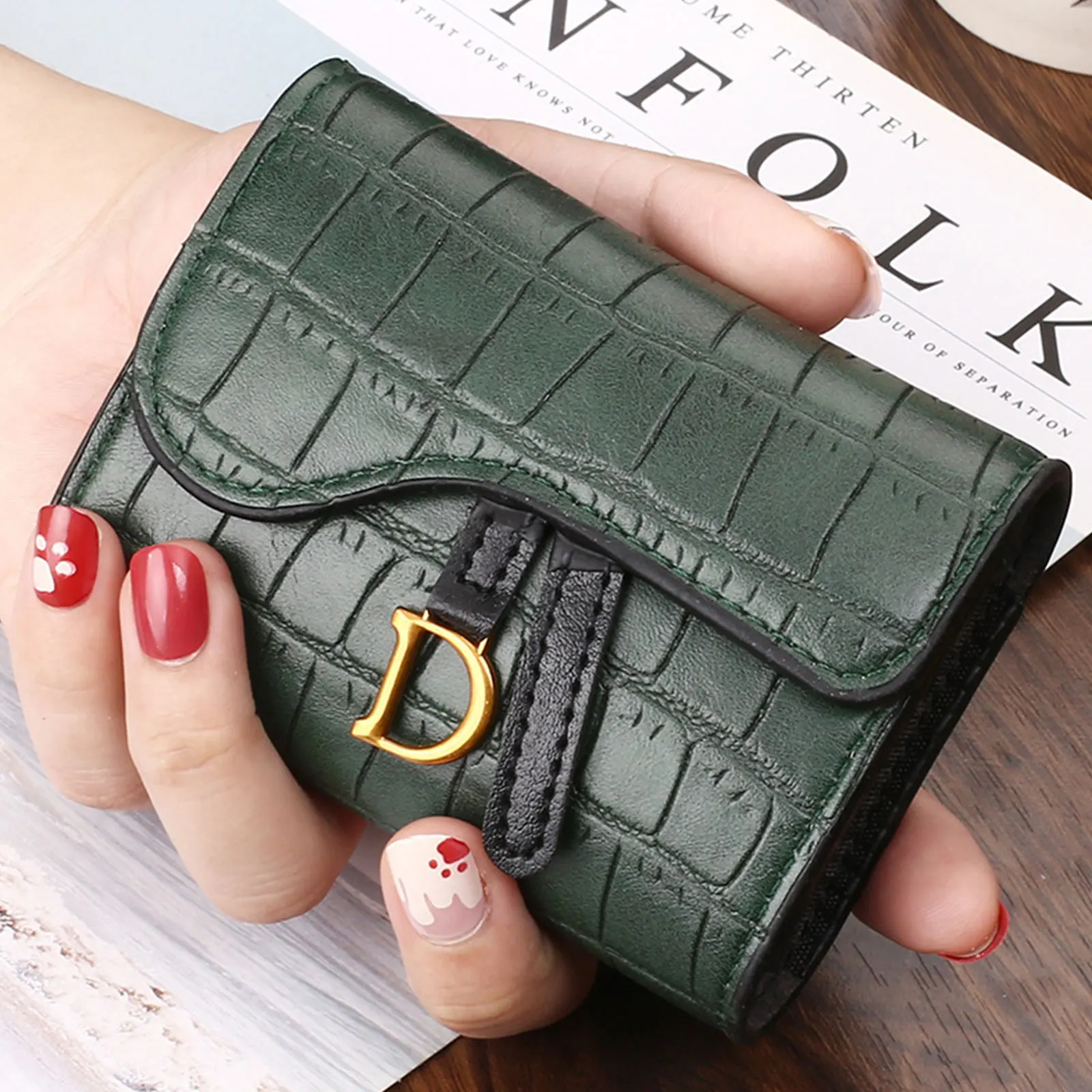 

Women Credit Card Holder Fashion PU Leather 20 Cards Slim Pocket Case Purse Crocodile Pattern Hasp Wallet Female