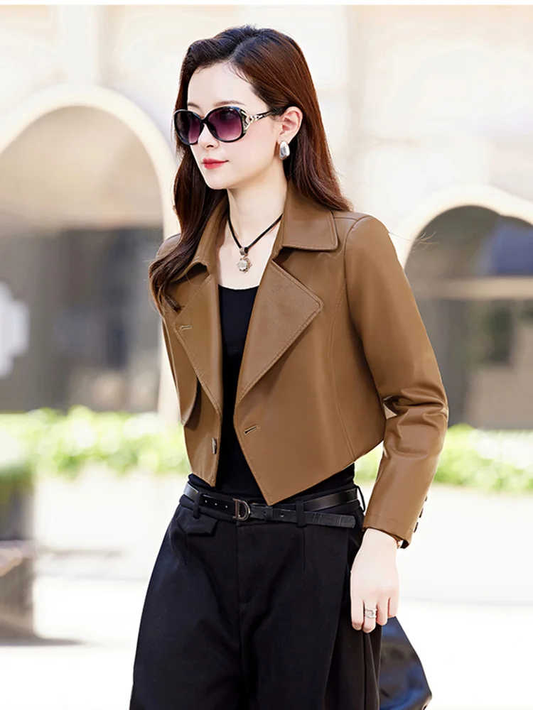 Nouveau Blazer court en cuir pour femmes Printemps Automne Veste chic décontractée à col tailleur et à un seul bouton Cuir fendu Manteau noir