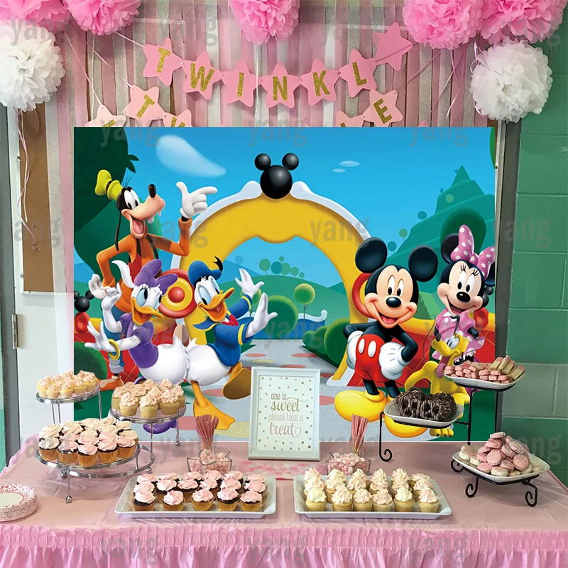 5PR82489 - PARTY MIA and ME - the cartoon world - ADDOBBI Compleanno Festa  FESTONE in Cartoncino DISNEY MIA AND ME