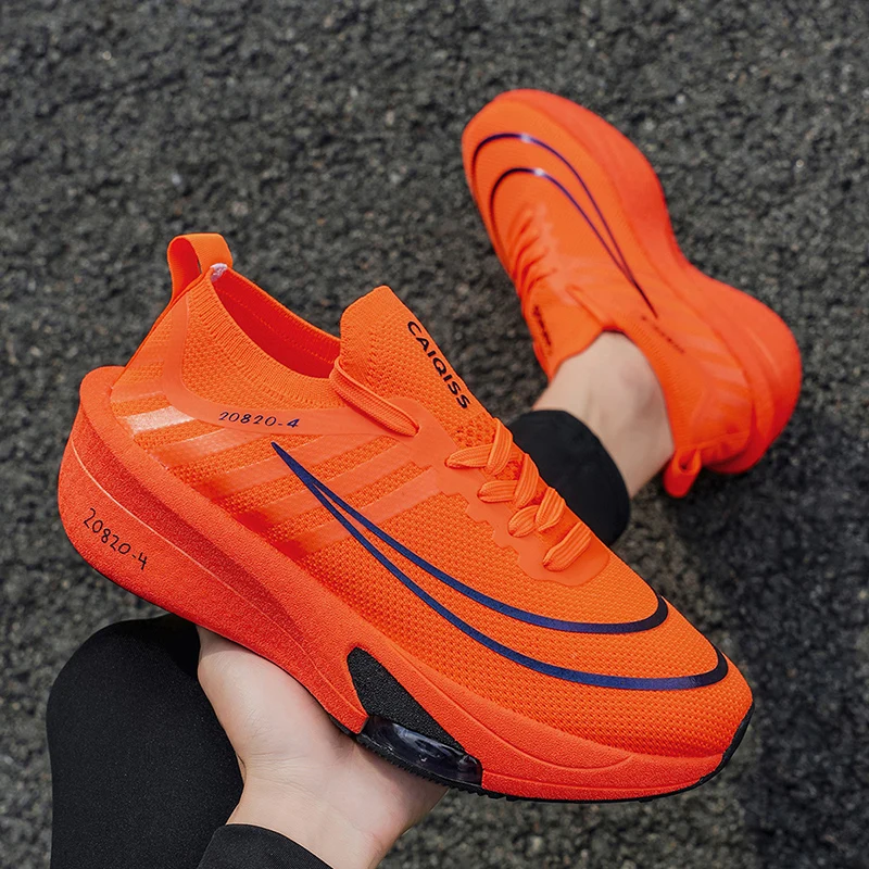 Men's Lightweight Running Shoes - Breathable Low-Top Sneakers with Cushioned Soles, Arch Support, and Anti-Slip Texture - Knit Fabric and Mesh Design, Suitable for Marathon, Gym, Jogging, and Gymnastics - Gradient Color - Sneakers for All-Season Training and Casual Wear