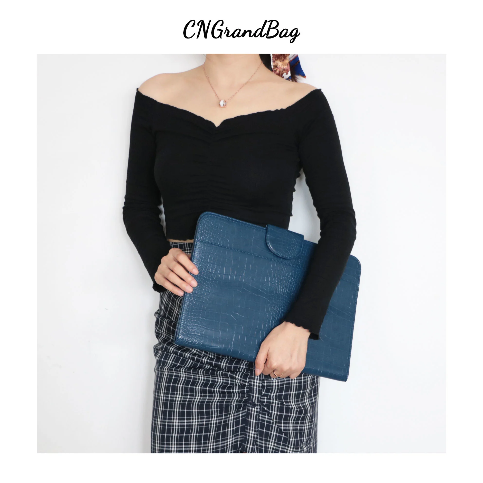 Free Custom Letters Crocodile Pattern Laptop Sleeve Cover For 13