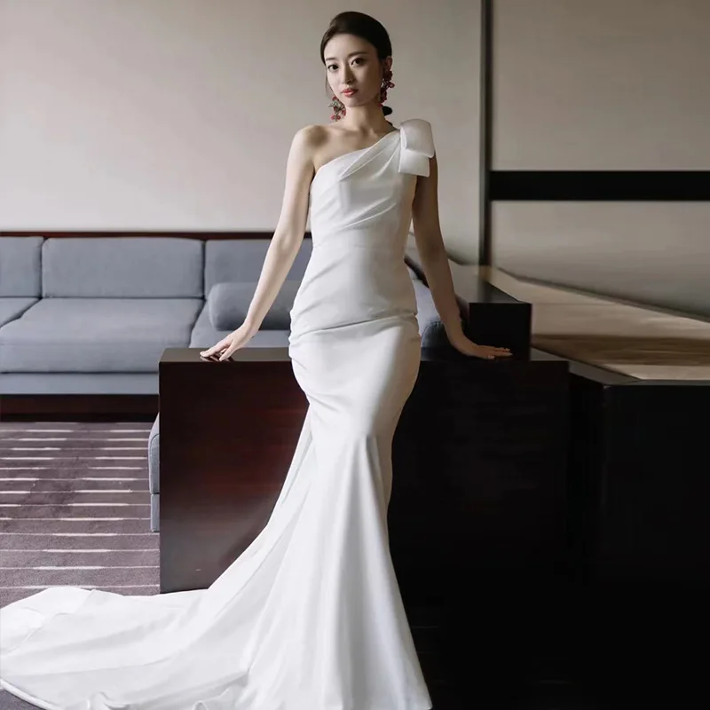 

2022 New Mermaid Sleeveless Ivory One-Shoulder Wedding Dress 웨딩드레스 Vestidos De Novia Sweep Train Robe De Mariée Gown Bridal