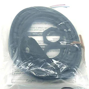 

1PC E3FA-DN12 Photoelectric Sensor E3FADN12 2M New In Box
