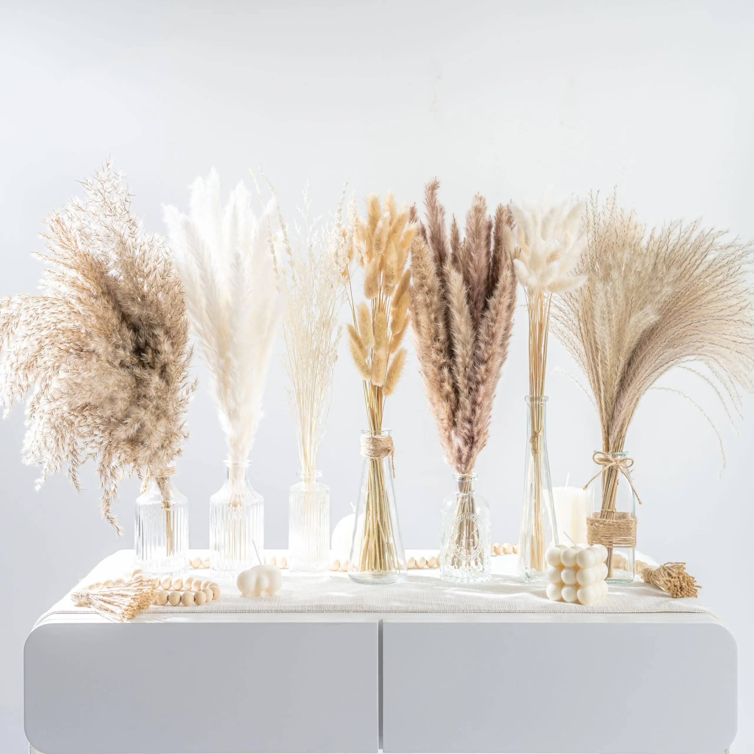 

Natural Dried Pampas Grass Boho Home Decor Bouquet Phragmites Dy Flowers Bouquet for Wedding Floral Arrangements Home Decoration