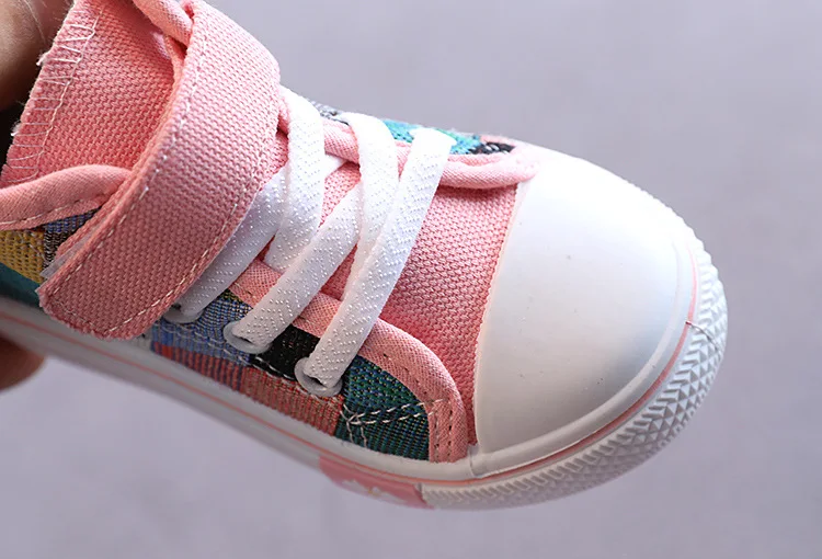 Breathable Kids Canvas Sneakers Spring Fashion