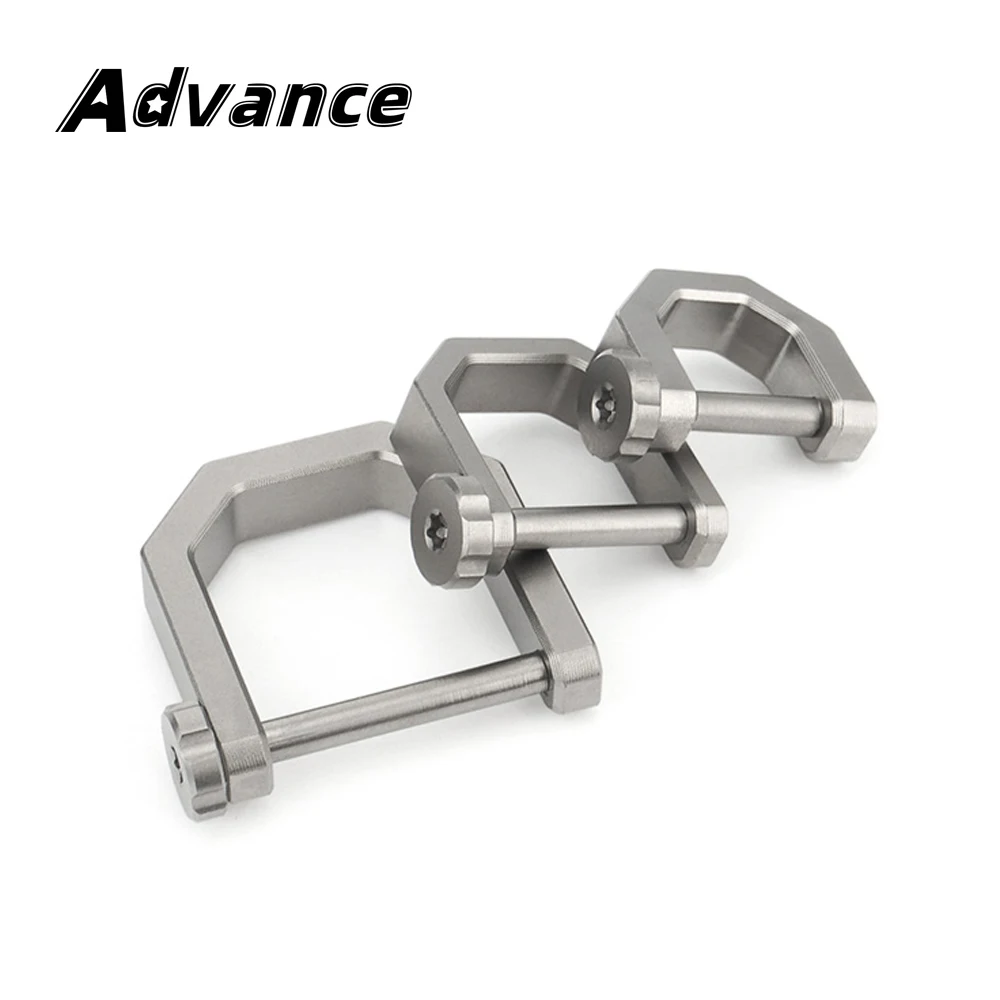 Key Chain Clip Titanium Alloy D Shape Horseshoe Buckle Keyring Car Buckle Accessories
