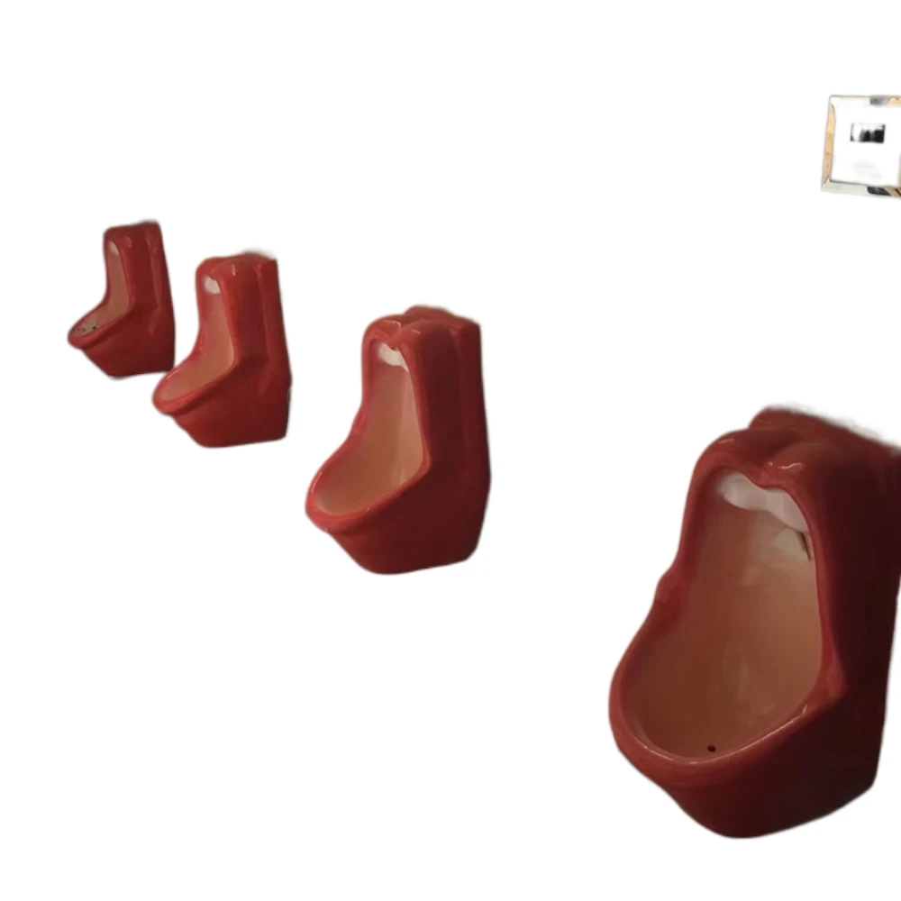 CreativeAlternativePersonalizedRedMouthRedMouthLipShapeUrinal