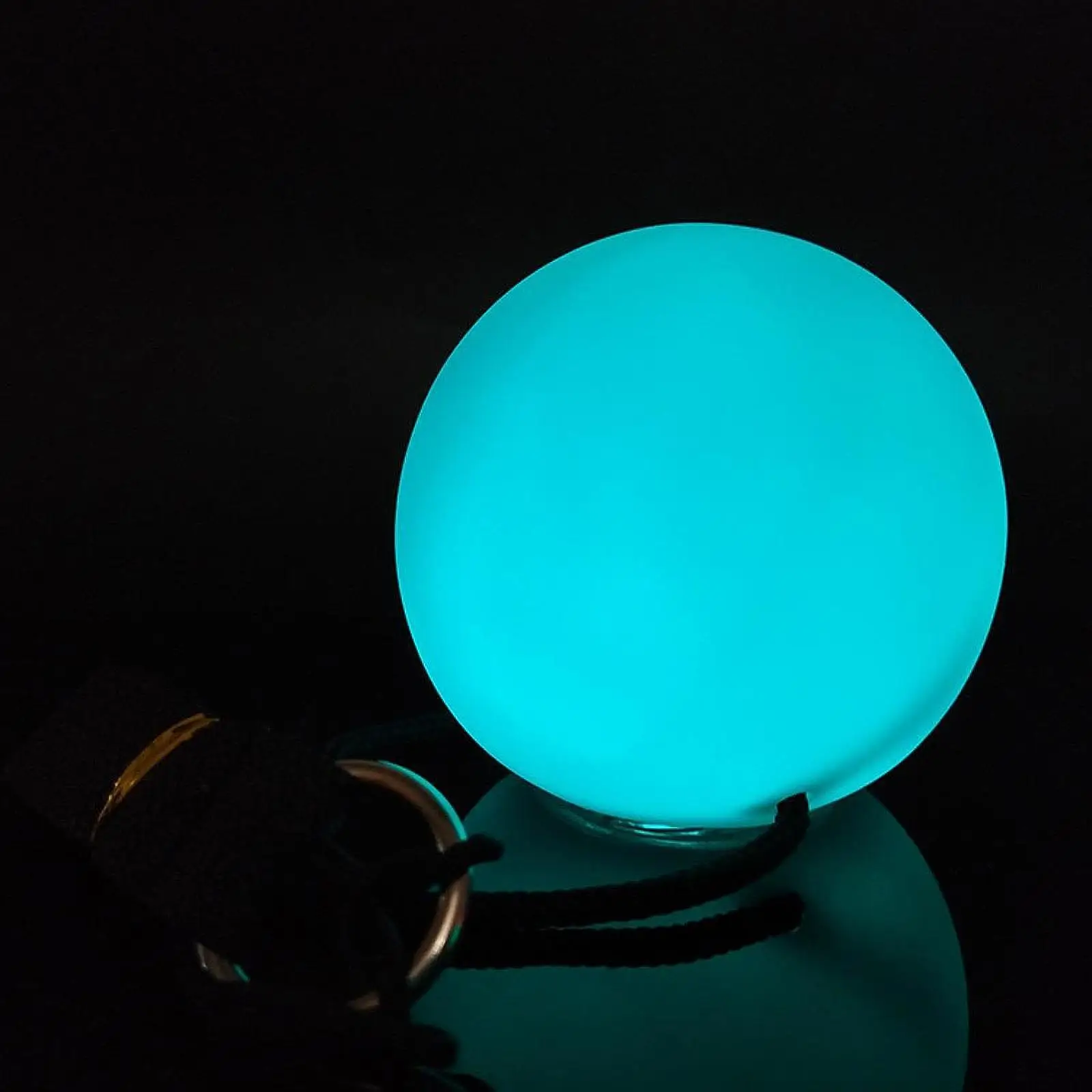 LED Poi Ball Sports Nonslip Handle Stretch Arm and Shoulder Joints Glow Poi