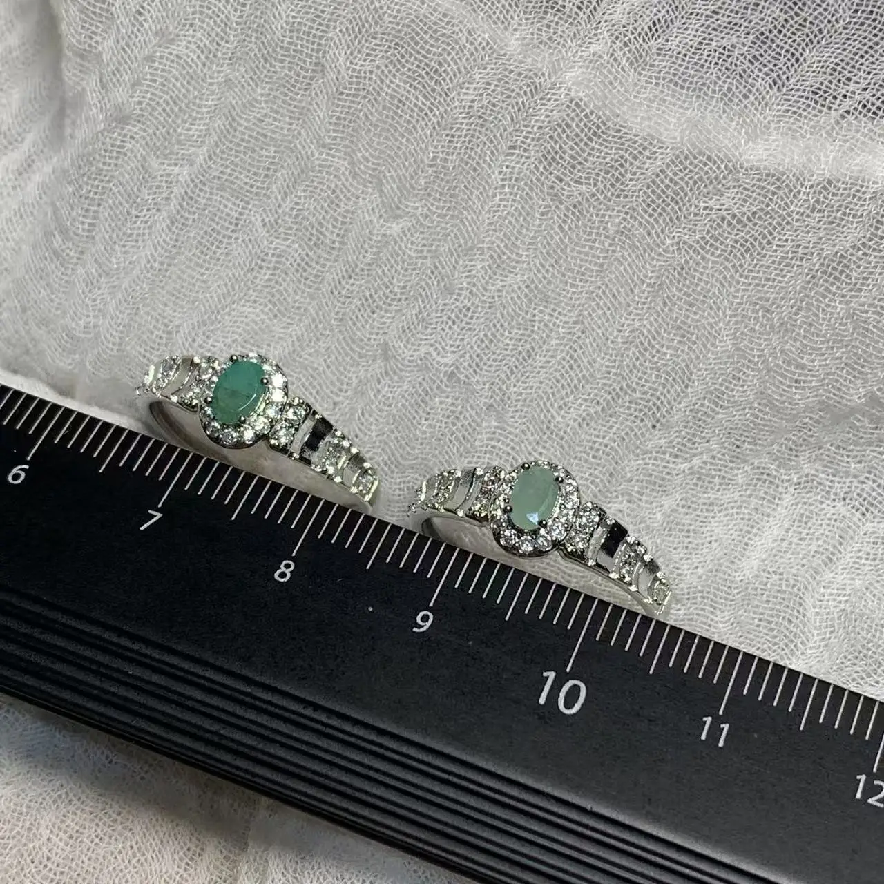 Natural Emerald Ring Adjustable Female Classic Ring Jewelry for Women Gift Wholesale High Quality Vintage Fine