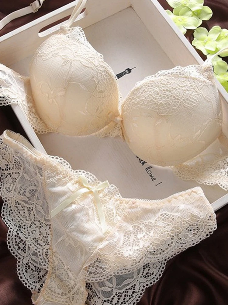 Push Up Bra Seamless Panty,Women Underwear Set,Embroidery Lace Bra Cotton  Panties,Padded Underwire Bra Panties Set