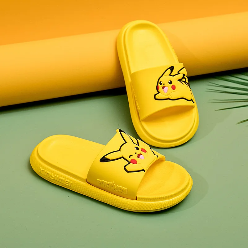 2024 New Children's Yellow Slippers Summer Cute Cartoon Indoor and Outdoor Wear Anti Slip Feet Feeling Thick Sole Beach Shoes