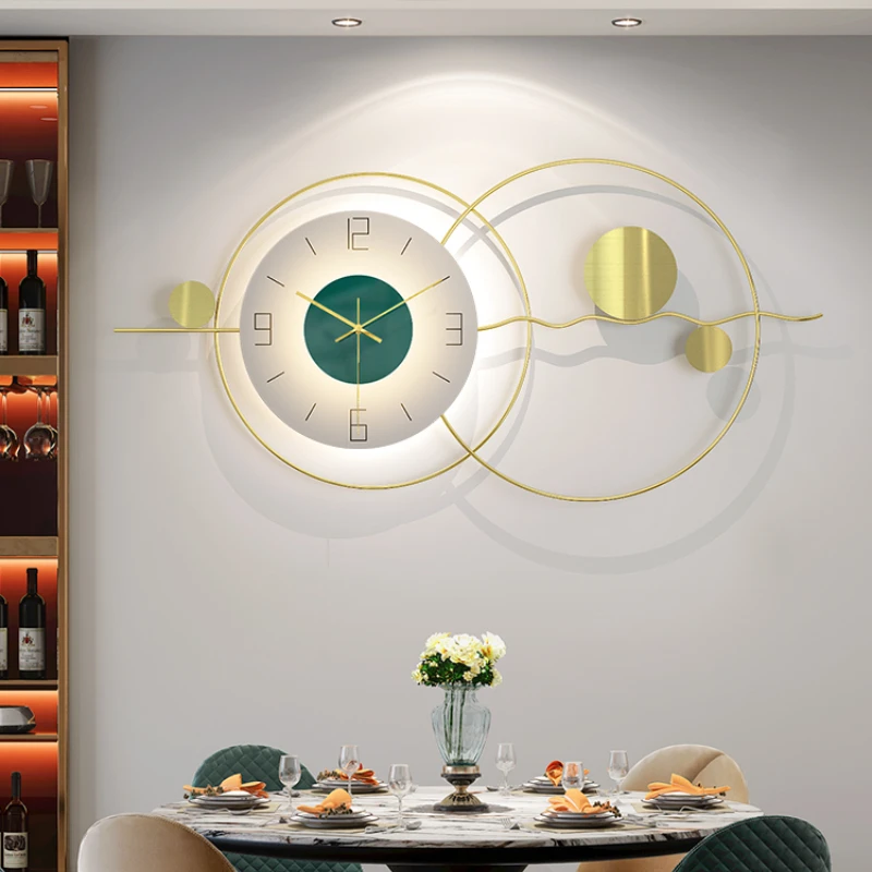 

Luxury Fashion Wall Clock Modern Iron Art Simple Art Atmosphere Home Creative Wall Clock Home Decoration Supplies Home Decor