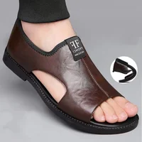 Sandales pour hommes marque chaussures décontractées en plein air mode chaussons pour hommes chaussures de plage confortables haute qualité en cuir hommes sandales plates 1