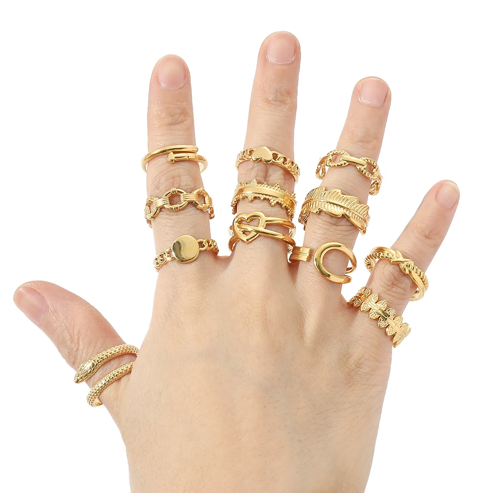 Chic Gold Bracelet - Chain Bracelet - Magnet Bracelet - $14.00 - Lulus