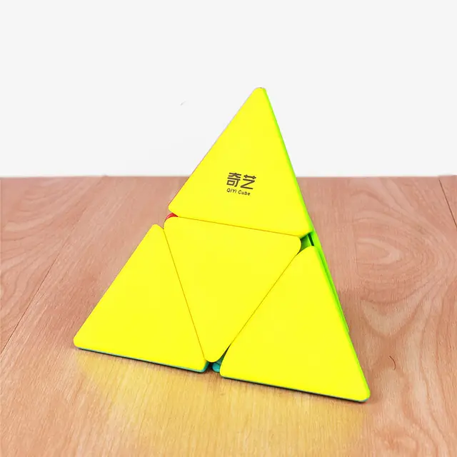 [Picube] QiYi 2x2 pyramid cube stickerless magic cubes professional 2x2x2 speed puzzle cube educational toys for children 2