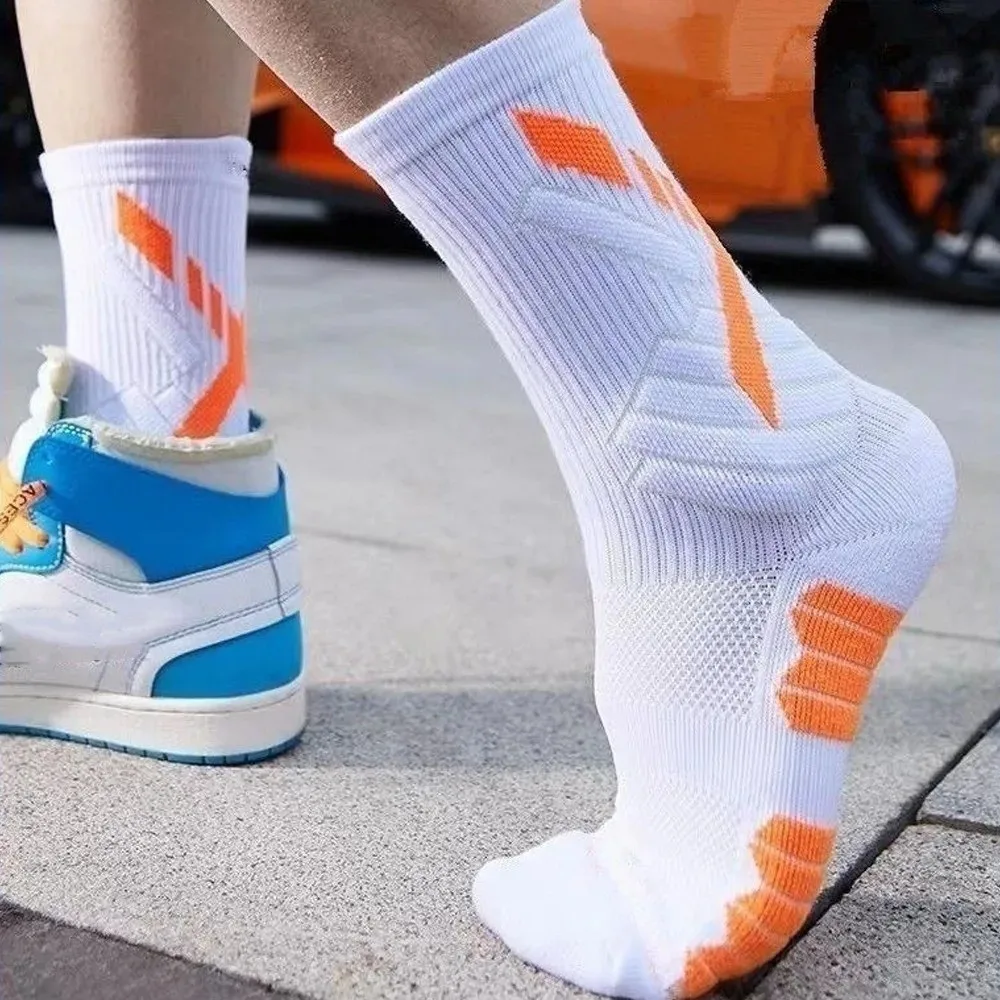 Sport Socks for Men Mid Calf Length Running Basketball Thicken Non Slip Camping Cycling Socks